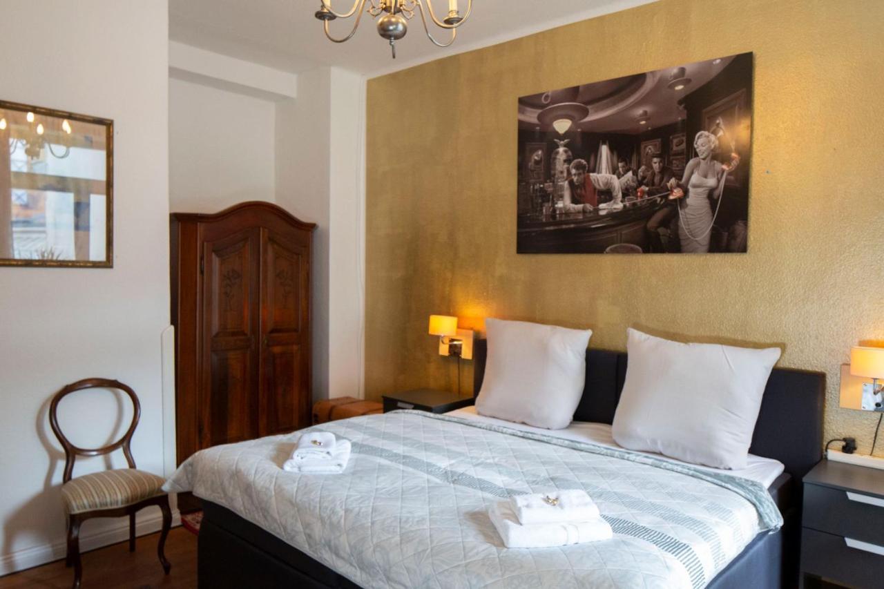 Fewo1846 - Royal Suite - Stilvolle Wohnung Mit 2 Schlafzimmern Im Stadtzentrum 플렌스부르크 외부 사진